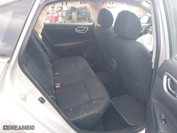 2019 Nissan Sentra SR with VIN 3N1AB7AP5KY382282, listed as a IAAI auction lot 40755665 with 72,028 mi miles. Bid and sale history available at carsss.com. Image 8.