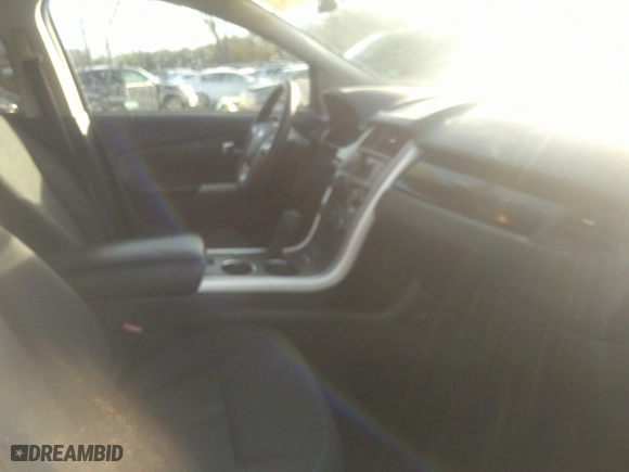 2013 Ford Edge SE with VIN 2FMDK3GC5DBB35312, listed as a IAAI auction lot 41597125 with 80,393 mi miles. Bid and sale history available at carsss.com. Image 5.
