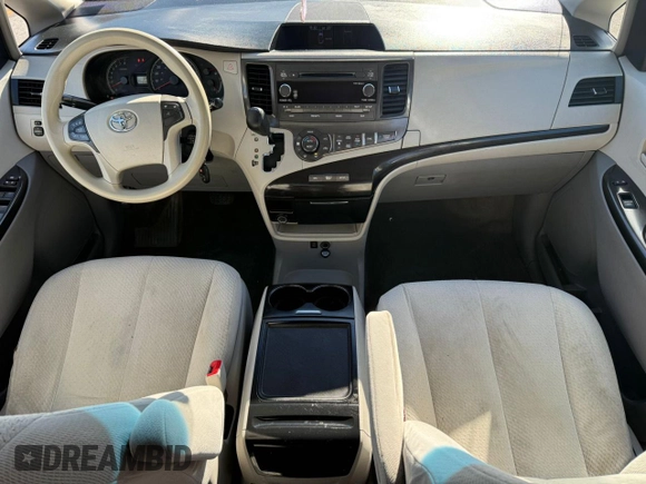 2014 Toyota Sienna LE with VIN 5TDJK3DC4ES074014, listed as a Copart auction lot 48602075 with 284,647 mi miles and Clean Title. Bid and sale history available at DreamBid. Image 9.