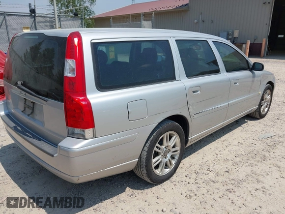 2006 Volvo V70 2.4L с VIN YV1SW612562580170, выставлен на аукционе IAAI как лот 42411464 с пробегом 257 816 миль миль и . История ставок и продаж доступна на DreamBid. Изображение 4.