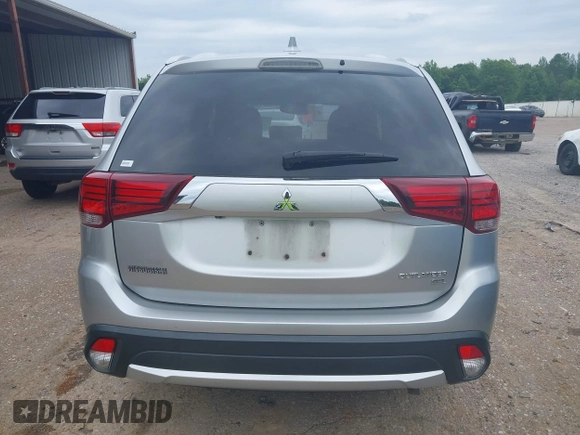 2018 Mitsubishi Outlander SE с VIN JA4AD3A35JZ007942, выставлен на аукционе IAAI как лот 42275943 с пробегом 167 550 миль миль и . История ставок и продаж доступна на DreamBid. Изображение 16.