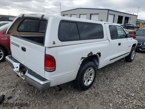 2001 Dodge Dakota with VIN 1B7GL22X61S343302, listed as a Copart auction lot 85501134 with 170,049 mi miles and Salvage Title. Bid and sale history available at carsss.com. Image 3.