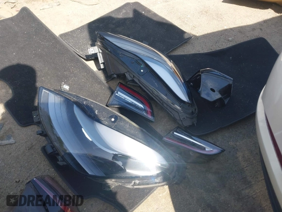 2023 Tesla Model 3 с VIN 5YJ3E1EA4PF570830, выставлен на аукционе IAAI как лот 41947821 с пробегом 52 550 миль миль и . История ставок и продаж доступна на DreamBid. Изображение 12.