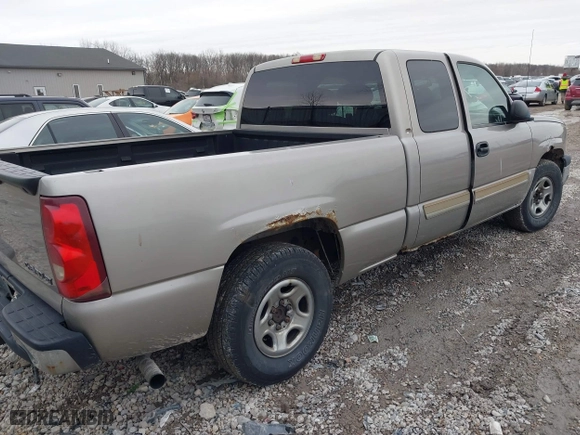 2003 Chevrolet Silverado 1500 LS with VIN 2GCEC19X731325983, listed as a IAAI auction lot 41482990 with 149,924 mi miles. Bid and sale history available at carsss.com. Image 4.