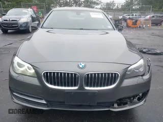 2014 BMW 5 Series 528i xDrive z VIN WBA5A7C53ED614914, wystawiony jako IAAI lot #42509306 z przebiegiem 137 903 mil mil oraz . Historia ofert i sprzedaży dostępna na DreamBid. Obrazek 12.