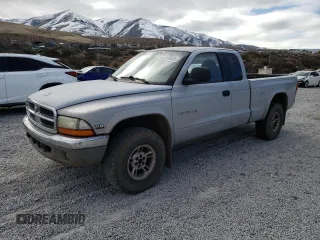 1999 Dodge Dakota SLT with VIN 1B7GG22Y2XS165166, listed as a Copart auction lot 47440435 with 167,345 mi miles and Salvage Title. Bid and sale history available at carsss.com. Image 1.