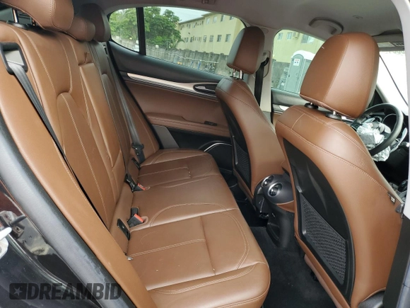 2018 Alfa Romeo Stelvio Sport z VIN ZASFAKPN8J7B79599, wystawiony jako Copart lot #57396135 z przebiegiem 73 873 mil mil oraz Nie do naprawy. Historia ofert i sprzedaży dostępna na DreamBid. Obrazek 11.