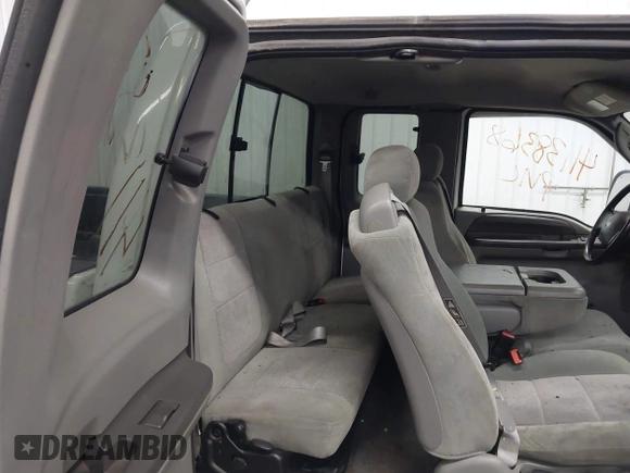 2003 Ford F-350 XL with VIN 1FTSX31P63EC69743, listed as a IAAI auction lot 41138368 with Not Provided miles and . Bid and sale history available at DreamBid. Image 8.