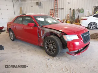 2016 Chrysler 300 S z VIN 2C3CCAGG3GH217047, wystawiony jako IAAI lot #41996899 z przebiegiem 153 826 mil mil oraz . Historia ofert i sprzedaży dostępna na DreamBid. Obrazek 1.