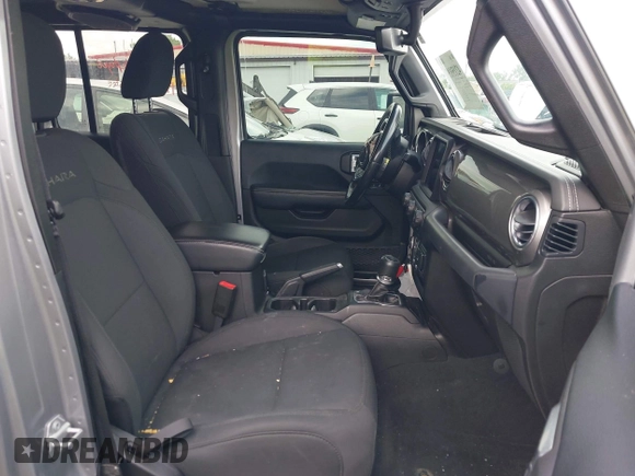 2019 Jeep Wrangler Unlimited Sahara with VIN 1C4HJXEN5KW542403, listed as a IAAI auction lot 42159197 with 60,378 mi miles and . Bid and sale history available at DreamBid. Image 5.