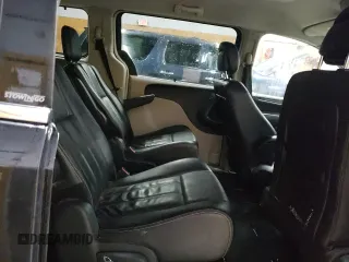 2014 Chrysler Town & Country Touring with VIN 2C4RC1BG0ER229189, listed as a Copart auction lot 54575745 with 210,261 mi miles and Clean Title. Bid and sale history available at carsss.com. Image 11.