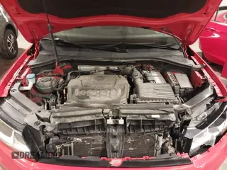 2019 Volkswagen Tiguan S z VIN 3VV0B7AX3KM075498, wystawiony jako IAAI lot #41501778 z przebiegiem 143 262 mil mil oraz . Historia ofert i sprzedaży dostępna na DreamBid. Obrazek 10.
