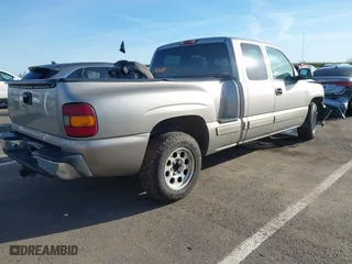 1999 Chevrolet Silverado 1500 LS with VIN 2GCEC19T9X1241246, listed as a IAAI auction lot 41837697 with 262,104 mi miles. Bid and sale history available at carsss.com. Image 4.