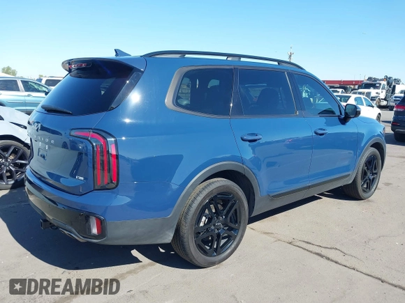 2024 Kia Telluride SX Prestige X-Pro with VIN 5XYP5DGC9RG552885, listed as a IAAI auction lot 42554187 with 10,482 mi miles and . Bid and sale history available at DreamBid. Image 4.