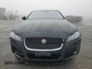 2018 Jaguar XF 25t with VIN SAJBR4FX9JCY69711, listed as a Copart auction lot 83402824 with 80,858 mi miles and Salvage Title. Bid and sale history available at carsss.com. Image 5.