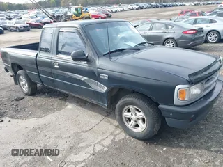 1994 Mazda B-Series Truck SE z VIN 4F4CR16U8RTN11574, wystawiony jako IAAI lot #41858533 z przebiegiem 1 557 079 mil mil oraz . Historia ofert i sprzedaży dostępna na DreamBid. Obrazek 1.