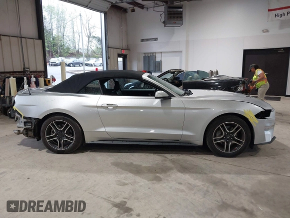 2018 Ford Mustang EcoBoost Premium with VIN 1FATP8UH2J5156459, listed as a IAAI auction lot 41963538 with 109,450 mi miles and . Bid and sale history available at carsss.com. Image 14.