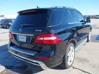 2015 Mercedes-Benz M 400 with VIN 4JGDA5GB1FA510309, listed as a IAAI auction lot 41603810 with 109,391 mi miles and . Bid and sale history available at DreamBid. Image 4.