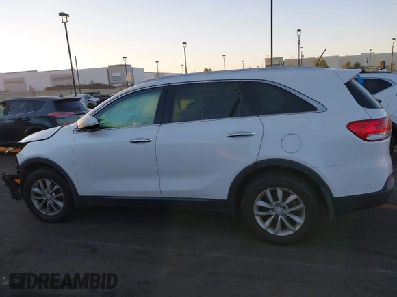 2018 Kia Sorento LX with VIN 5XYPG4A52JG354741, listed as a IAAI auction lot 41626561 with 91,242 mi miles and . Bid and sale history available at DreamBid. Image 15.