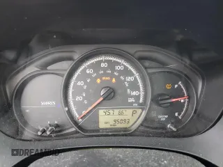 2016 Toyota Yaris L z VIN VNKKTUD37GA069470, wystawiony jako Copart lot #52771505 z przebiegiem 95 093 mil mil oraz Szkody całkowita. Historia ofert i sprzedaży dostępna na DreamBid. Obrazek 9.