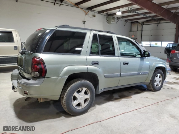 2004 Chevrolet TrailBlazer LS with VIN 1GNDT13S442158239, listed as a Copart auction lot 49351445 with 205,843 mi miles and Salvage Title. Bid and sale history available at carsss.com. Image 3.