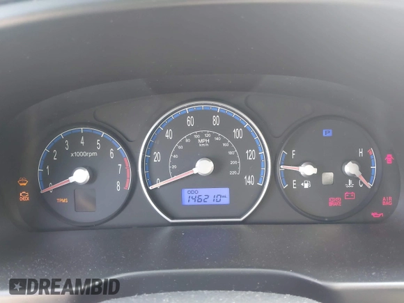 2007 Hyundai Santa Fe GLS with VIN 5NMSG73D37H031992, listed as a IAAI auction lot 42451945 with 146,210 mi miles and . Bid and sale history available at DreamBid. Image 7.