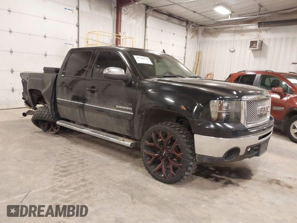 2011 GMC Sierra 1500 SLE z VIN 3GTP1VE08BG100816, wystawiony jako IAAI lot #41768212 z przebiegiem 249 109 mil mil oraz . Historia ofert i sprzedaży dostępna na DreamBid. Obrazek 1.