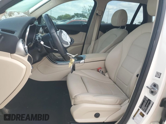 2022 Mercedes-Benz GLC 300 with VIN W1N0G8DB4NV394837, listed as a Copart auction lot 53831495 with 47,113 mi miles and Non repairable. Bid and sale history available at DreamBid. Image 7.
