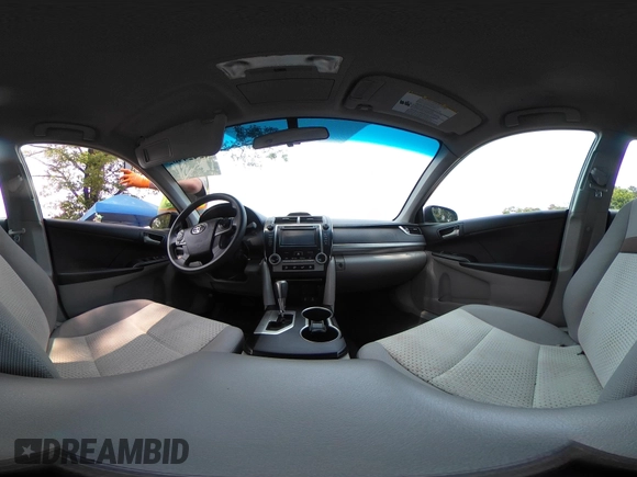 2012 Toyota Camry L z VIN 4T1BF1FK5CU597760, wystawiony jako IAAI lot #42424902 z przebiegiem 37 882 mil mil oraz . Historia ofert i sprzedaży dostępna na DreamBid. Obrazek 19.