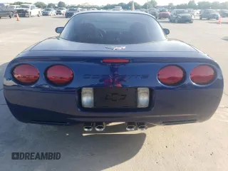 2004 Chevrolet Corvette with VIN 1G1YY22G345106798, listed as a Copart auction lot 61340434 with 45,105 mi miles and Salvage Title. Bid and sale history available at carsss.com. Image 6.