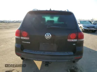 2009 Volkswagen Touareg VR6 с VIN WVGBE77L29D022277, выставлен на аукционе Copart как лот 43287925 с пробегом 184 860 миль миль и Списание • Salvage title. История ставок и продаж доступна на DreamBid. Изображение 6.