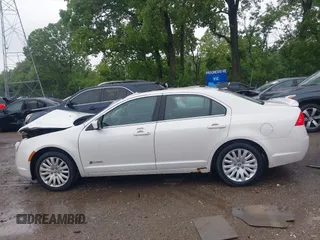 2010 Mercury Milan Hybrid with VIN 3MEDM0L35AR612321, listed as a IAAI auction lot 42297872 with 205,182 mi miles and . Bid and sale history available at DreamBid. Image 15.