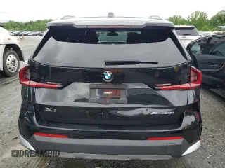 2023 BMW X1 xDrive28i with VIN WBX73EF09P5W64467, listed as a Copart auction lot 58586875 with 29,022 mi miles and Salvage title. Bid and sale history available at DreamBid. Image 6.