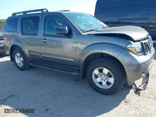 2006 Nissan Pathfinder SE with VIN 5N1AR18U36C661094, listed as a IAAI auction lot 41461081 with 237,476 mi miles. Bid and sale history available at carsss.com. Image 1.