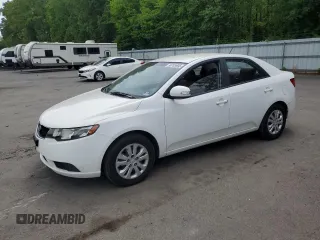 2010 Kia Forte EX z VIN KNAFU4A24A5063318, wystawiony jako Copart lot #56785905 z przebiegiem 144 338 mil mil oraz Czysty tytuł • Clean title. Historia ofert i sprzedaży dostępna na DreamBid. Obrazek 1.
