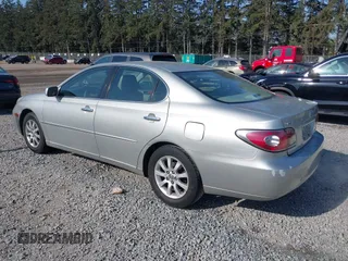 2003 Lexus ES with VIN JTHBF30G836006554, listed as a IAAI auction lot 42098937 with 176,516 mi miles. Bid and sale history available at carsss.com. Image 3.