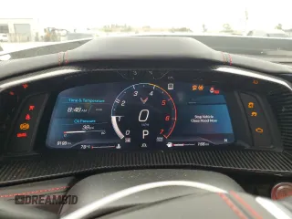 2021 Chevrolet Corvette 3LT with VIN 1G1YC2D46M5120132, listed as a Copart auction lot 80923944 with 9,193 mi miles and Salvage Title. Bid and sale history available at carsss.com. Image 9.