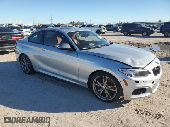 2017 BMW M2 z VIN WBA2G1C53HV638725, wystawiony jako Copart lot #81986264 z przebiegiem 59 433 mil mil oraz Szkoda całkowita • Salvage title. Historia ofert i sprzedaży dostępna na DreamBid. Obrazek 4.