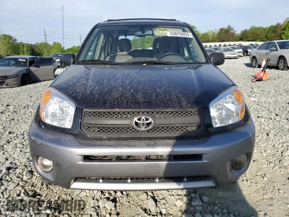 2005 Toyota RAV4 with VIN JTEGD20V050095737, listed as a Copart auction lot 53070055 with 188,179 mi miles and Salvage Title. Bid and sale history available at DreamBid. Image 5.