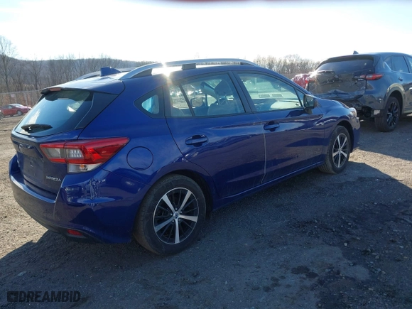 2022 Subaru Impreza Premium with VIN 4S3GTAV66N3726718, listed as a IAAI auction lot 41217564 with 35,639 mi miles. Bid and sale history available at carsss.com. Image 4.
