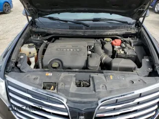2018 Lincoln MKT with VIN 2LMHJ5NK9JBL00840, listed as a Copart auction lot 49354005 with 259,267 mi miles and Salvage Title. Bid and sale history available at carsss.com. Image 12.