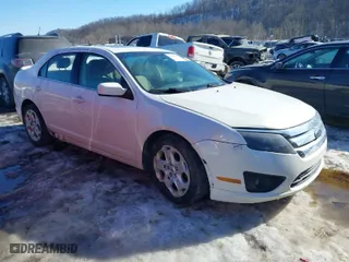 2011 Ford Fusion SE with VIN 3FAHP0HA1BR326927, listed as a IAAI auction lot 41445896 with NaN miles. Bid and sale history available at carsss.com. Image 1.
