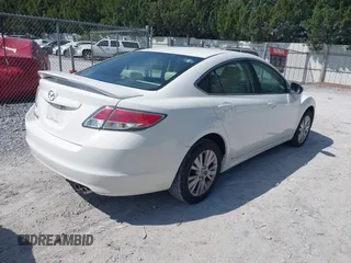 2010 Mazda 6 i Sport with VIN 1YVHZ8BHXA5M14752, listed as a IAAI auction lot 41942130 with 112,871 mi miles. Bid and sale history available at carsss.com. Image 4.