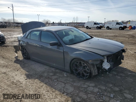 2019 Chrysler 300 Touring with VIN 2C3CCARG7KH723101, listed as a Copart auction lot 43809165 with Not Provided miles and Salvage Title. Bid and sale history available at carsss.com. Image 4.