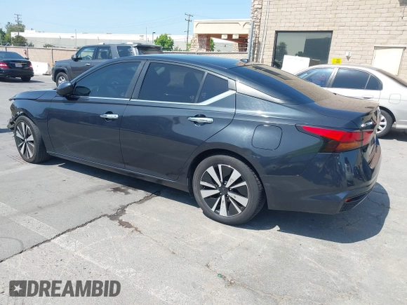 2021 Nissan Altima SV z VIN 1N4BL4DV7MN326681, wystawiony jako IAAI lot #42394402 z przebiegiem 94 775 mil mil oraz . Historia ofert i sprzedaży dostępna na DreamBid. Obrazek 3.