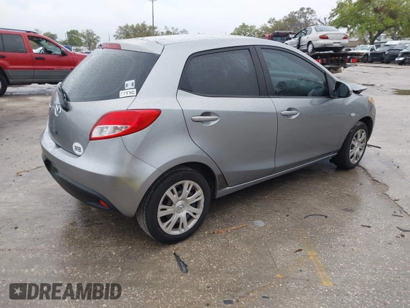 2013 Mazda Mazda2 Sport with VIN JM1DE1KY6D0170767, listed as a IAAI auction lot 41761689 with 142,743 mi miles. Bid and sale history available at carsss.com. Image 4.