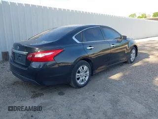 2016 Nissan Altima S with VIN 1N4AL3APXGC261224, listed as a IAAI auction lot 42011052 with 46,218 mi miles and . Bid and sale history available at DreamBid. Image 4.