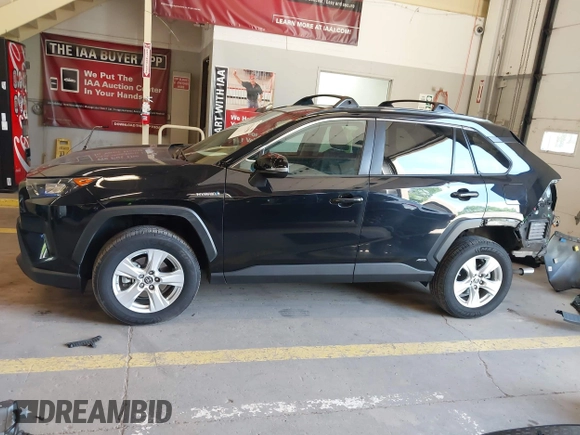 2021 Toyota RAV4 Hybrid LE z VIN 2T3M6RFV8MW011627, wystawiony jako IAAI lot #42223959 z przebiegiem 99 776 mil mil oraz . Historia ofert i sprzedaży dostępna na DreamBid. Obrazek 15.
