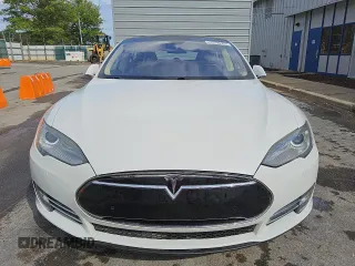 2013 Tesla Model S с VIN 5YJSA1CN1DFP27626, выставлен на аукционе Copart как лот 56697935 с пробегом 137 962 миль миль и Чистый • Clean title. История ставок и продаж доступна на DreamBid. Изображение 5.