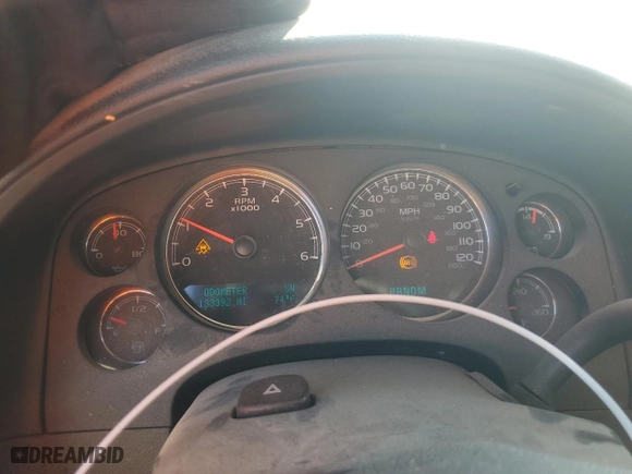 2011 Chevrolet Avalanche LTZ with VIN 3GNTKGE30BG305989, listed as a Copart auction lot 70499944 with 133,392 mi miles and Salvage Title. Bid and sale history available at carsss.com. Image 9.